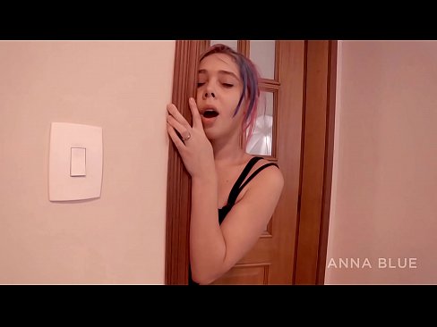 ❤️ நான் என் சகோதரனிடம் திரும்பினேன். நான் அவருடைய காதலியுடன் உடலுறவு கொண்டேன். லெஸ்பியன் திருப்பிச் செலுத்துதல். அனல் பார்ன் எங்களிடம் ️❤